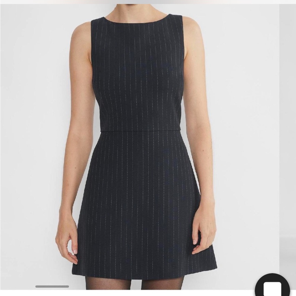 Aritzia bond dress